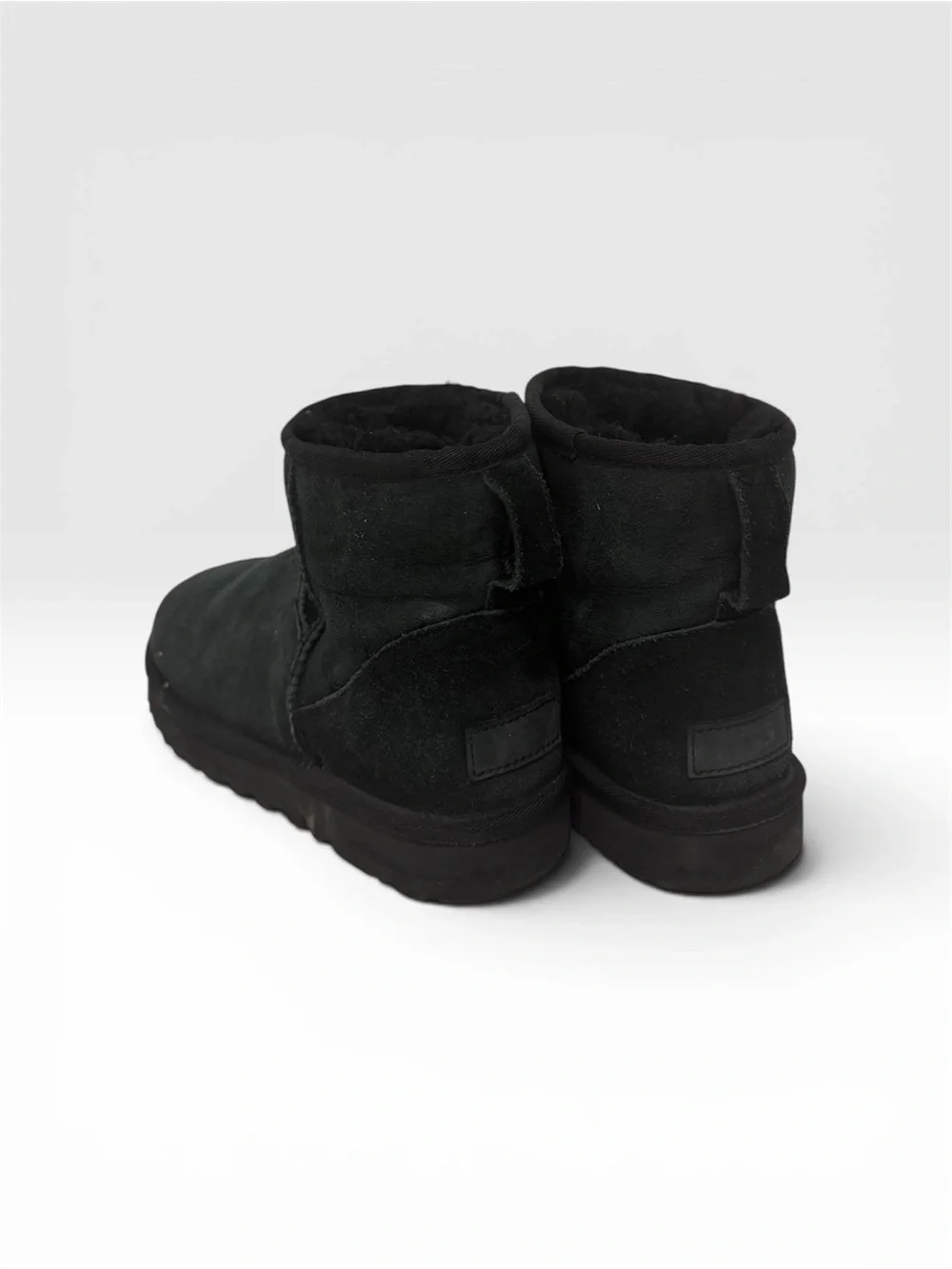 UGG classic short